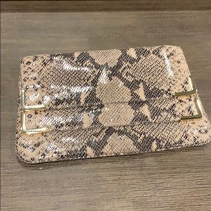 Michael kors snakeskin clutch